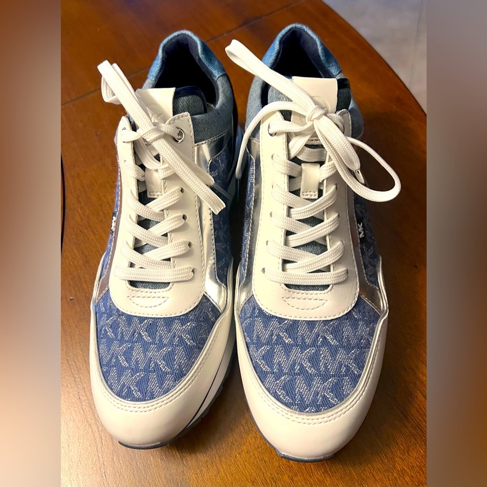 Michael Kors Sneakers